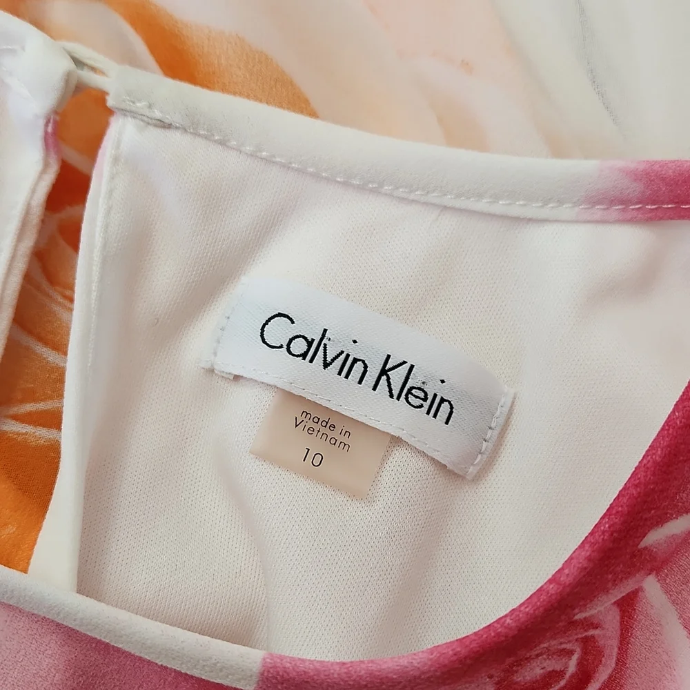 Calvin Klein, white floral, size 10 - Picture 5 of 7